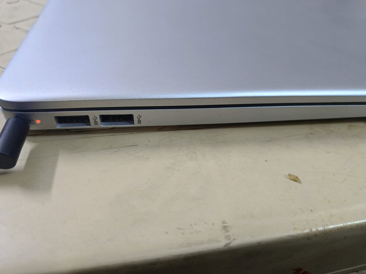 HP Laptop

core i5 1135G7

8 Ram 3200

256 Storage

monitor 15.6 inches LCD IPS

keyboard full size

15 cycle البطارية

98% نسبة البطارية

اللابتوب نظيف وقليل جدا استخدامه

المحافظة بغداد

السعر 600 الف وبيهة مجال


**إذا كنت صاحب هذا الإعلان وتريد حذفه لأي سبب، رجاءا أرسل رسالة إلى الدعم الفني**
