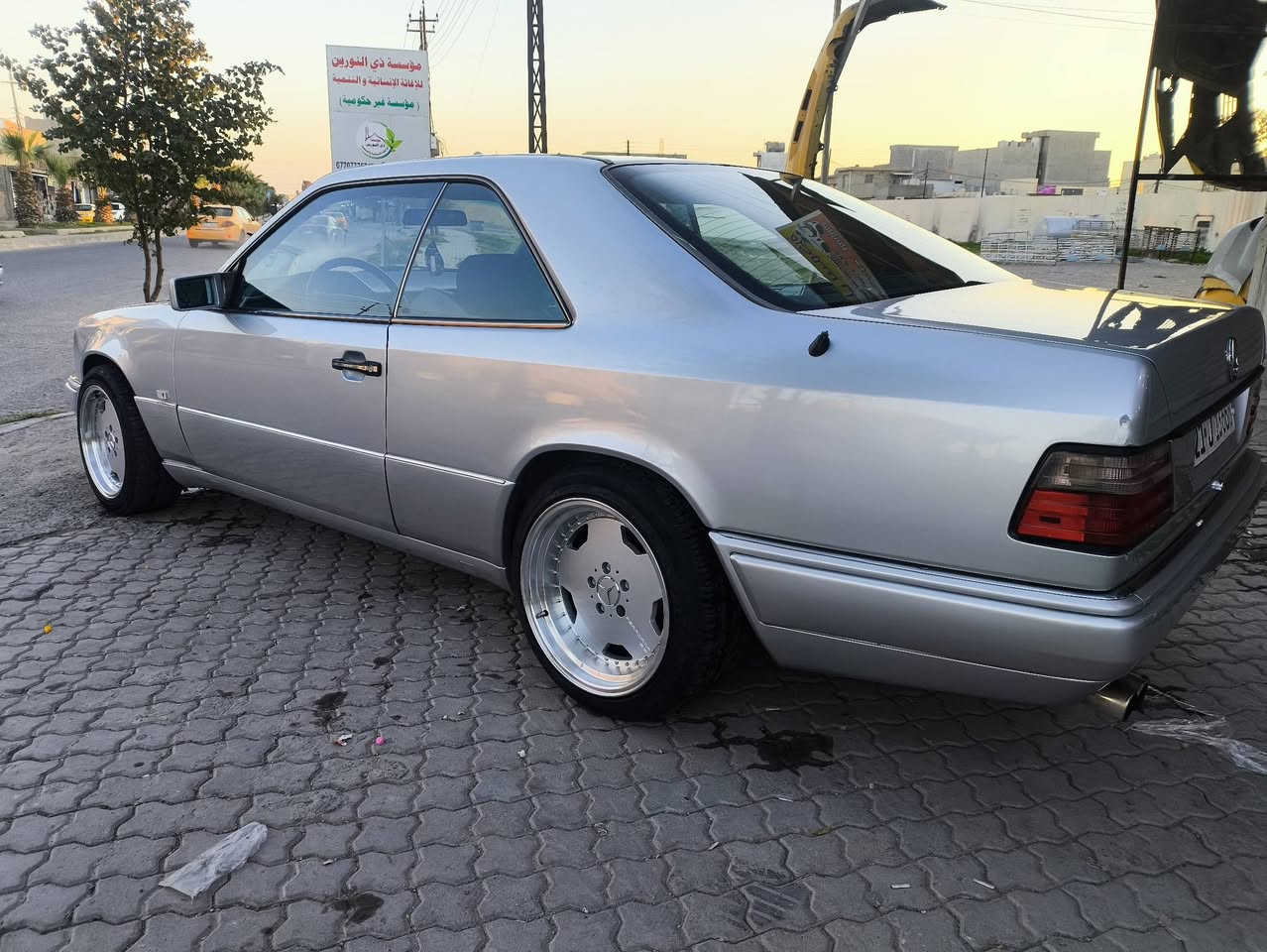 السلام عليكم مرسيدس دب كوبي محرك اربعه خراطيم السياره جاهزه فقط صبغ جماليه عنوان السياره كركوك السعر على الواتساب***********
