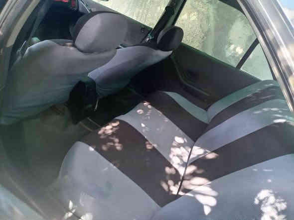 السلام عليكم ورحمة الله وبركاته
بيجو بارص رقم ديالى ٢٠١٢  مشروع وطني باسمي 
السعر ٤٥ وبيها مجال بسيط 
العنوان بغداد الشعب 
‎0774 563 3378 واتساب
