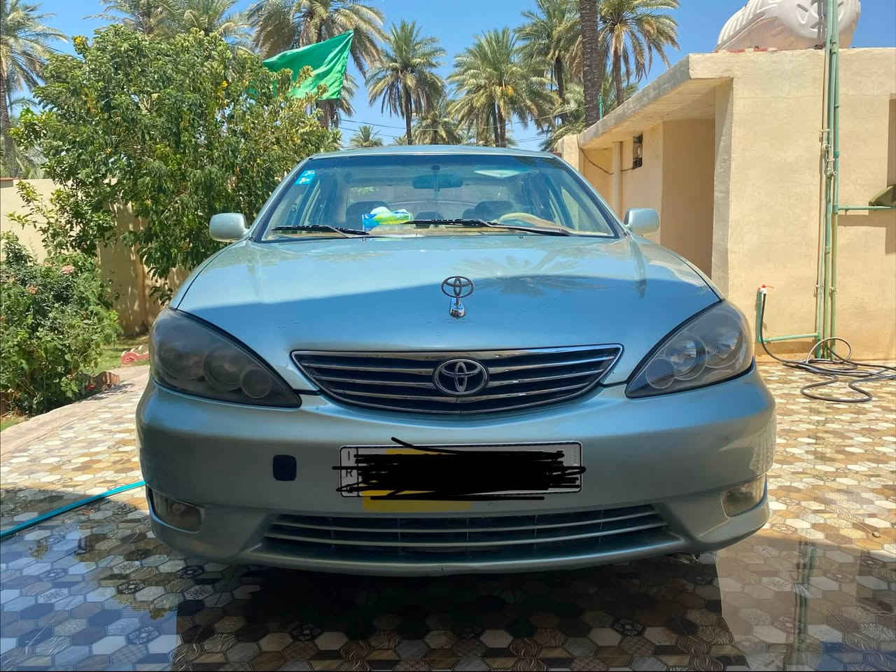 للبيع Toyota Camry موديل 2005 كراند، وارد خليجي.
ماشية 144 ألف فقط. محرك 3000 
السيارة نظيفة واستعمال شخصي، التبريد شغال، مكينة وگير بحالة جيدة .
تخم تاير.
صبغ عام للجمالية .
سنوية لل٢٠٣١ وهزة جديدة.
رقم انكليزي بغداد .
تبريد قطعتين.
السعر $90 .
العنوان ديالى بعقوبة 
او  واتساب ***********
