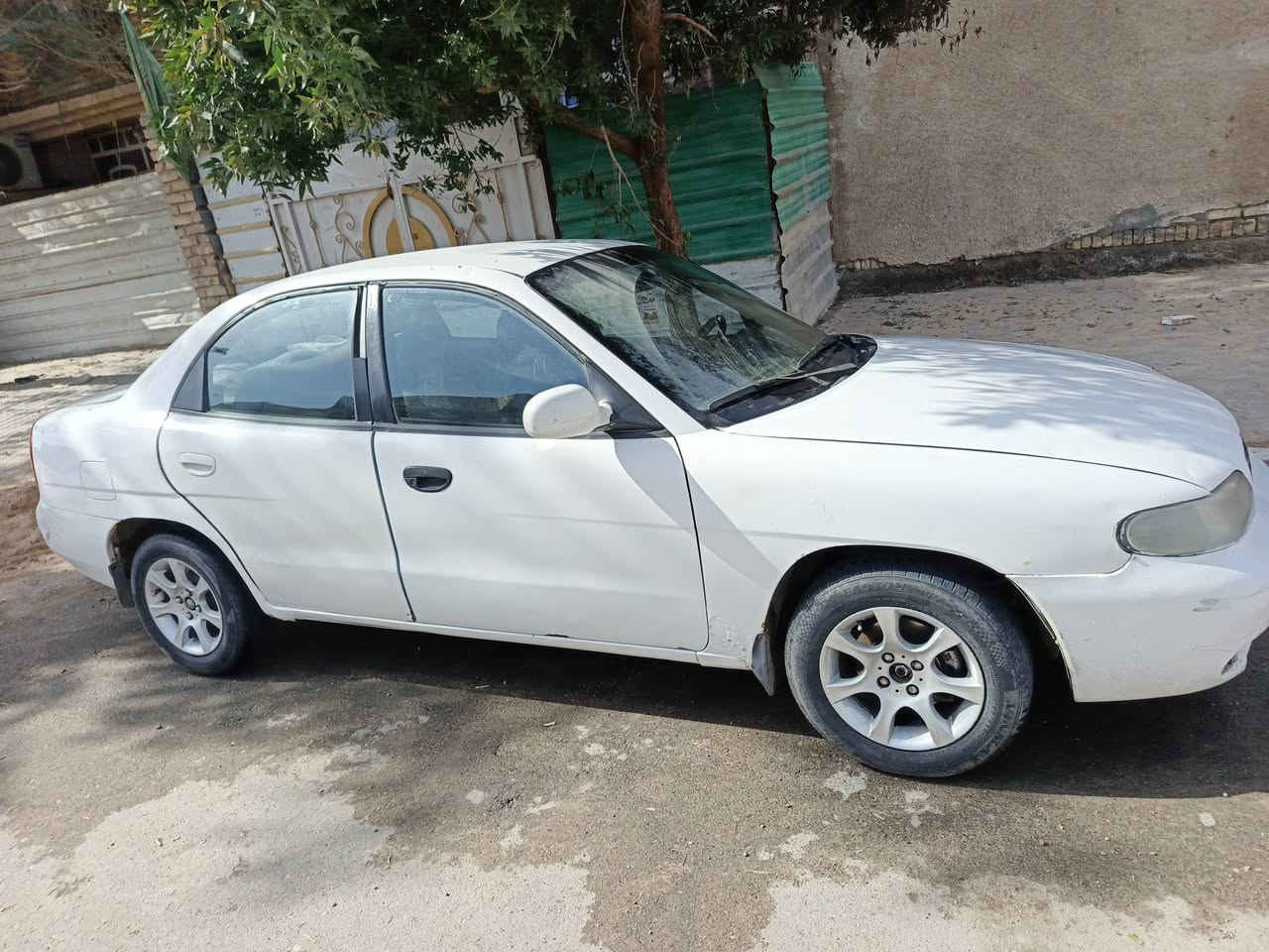 سلام عليكم دايو نوبرا محور كير مكينه كورلا سياره نضيفه تبريد شغال رقمه دياله مشروع وطني مكينه مكفوله من تنقيص وتبخير كهربائيات كله شغاله السعر 31 وبيه مجال مكاني بغداد بلديات ***********
