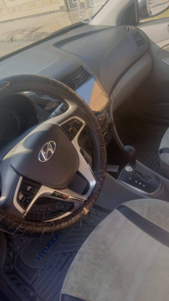 ** للبيع هونداي اكسنت وارد أمريكي
*موديل 2017
*اللون رمادي
*محرك 4 سلندر  16- GDI
*ناقل الحركة  (الگير) أوتوماتيك 6 سرعات - نوع AT 
*رقم الشاصي   KMHCT4AE4HU235863    * الضرر في أمريكا فقط الدعاميات
*الضرر في العراق تبديل الجاملغات الامامية والبوند الاصليات بتجاري فقط ( السيارة شرط مكفولة من الدعم ومن أي حادث)
*للتواصل والاستفسار *********** (واتساب)
