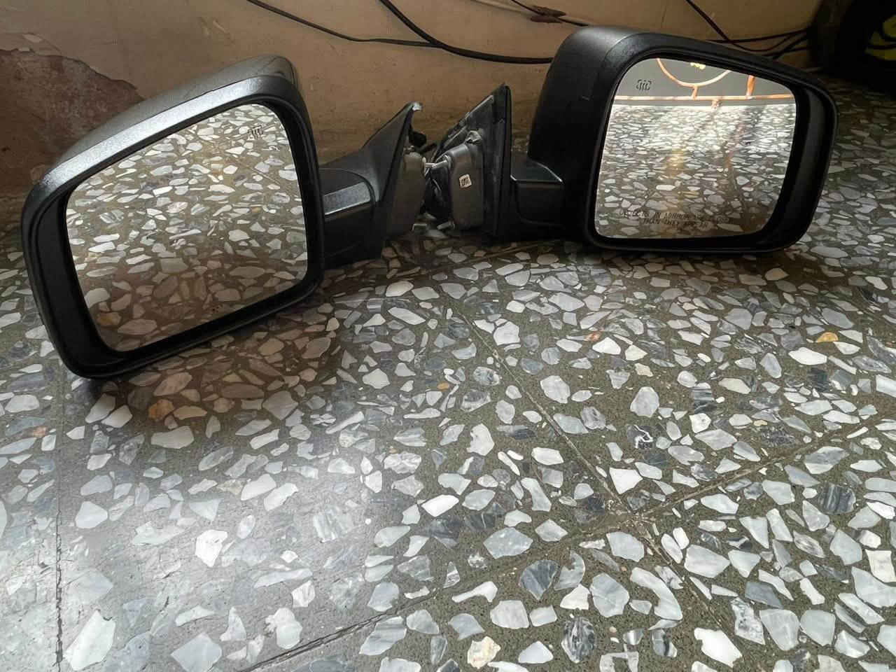 اغراض جيب للبيع للتواصل 
لاتصال***********
