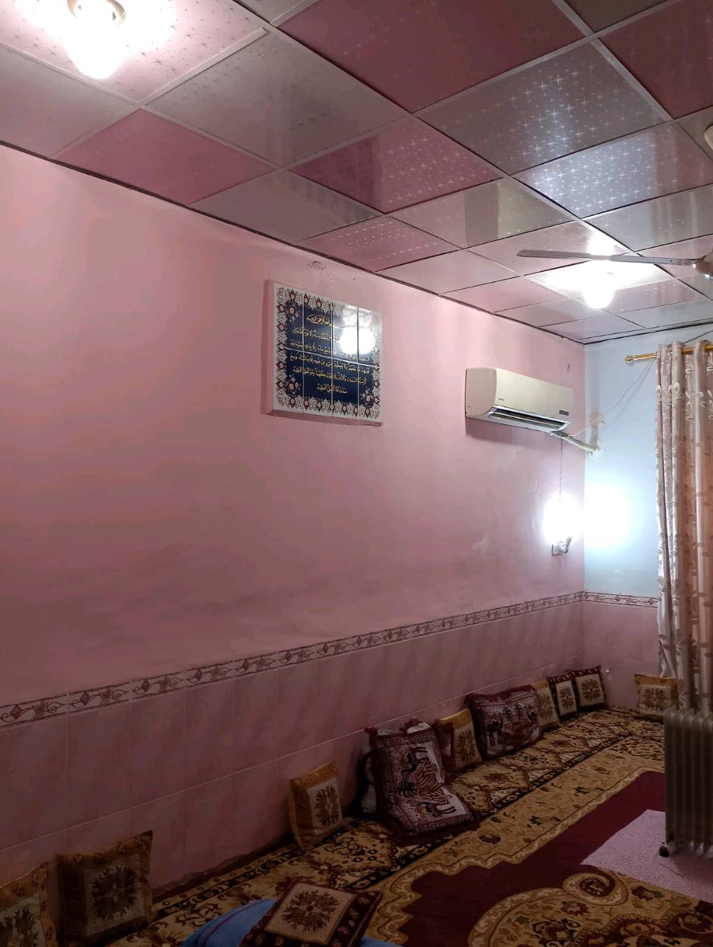 السلام عليكم 
بيت للبيع بلجربوعيه 2 
طابو صرف غرفتين وصاله وحمام ومطبخ وطارمه وتهويه وبراني وتواليت خارجي ومخزن 
السعر 75 مليون 
خلف صيدليه ميسون.. شارع تبليط كافة الخدمات متوفره

محافظة المثنى 
قضاء السماوة 
***********