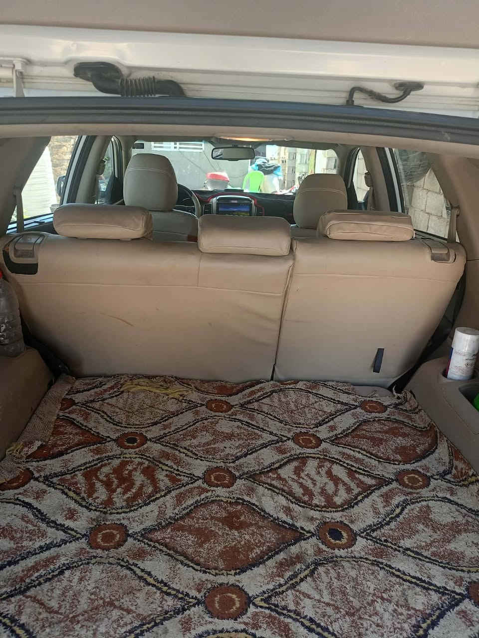 سورنتو 2015خليجي محرك 6سلندر سبع راكب تبريد 3قطع سياره بصمه حساسات رادارات سياره خير من الله نضيفه بمعنا الكلمه رقم بابل سنويه ماساقطه رقم انكليزي تحويل ثاني يوم للاستفسار ***********
