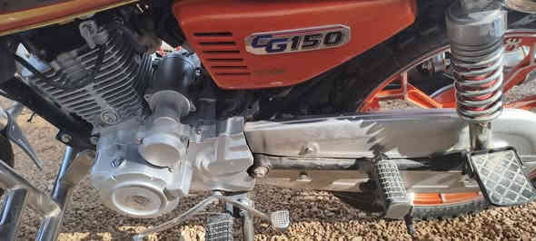 السلام عليكم دراجه سونلنك 24 للبيع وصلت 600 عندك زود حياك الله بي فقط الويل الامامي مبدل خاص مفتوح او اتصل ***********
