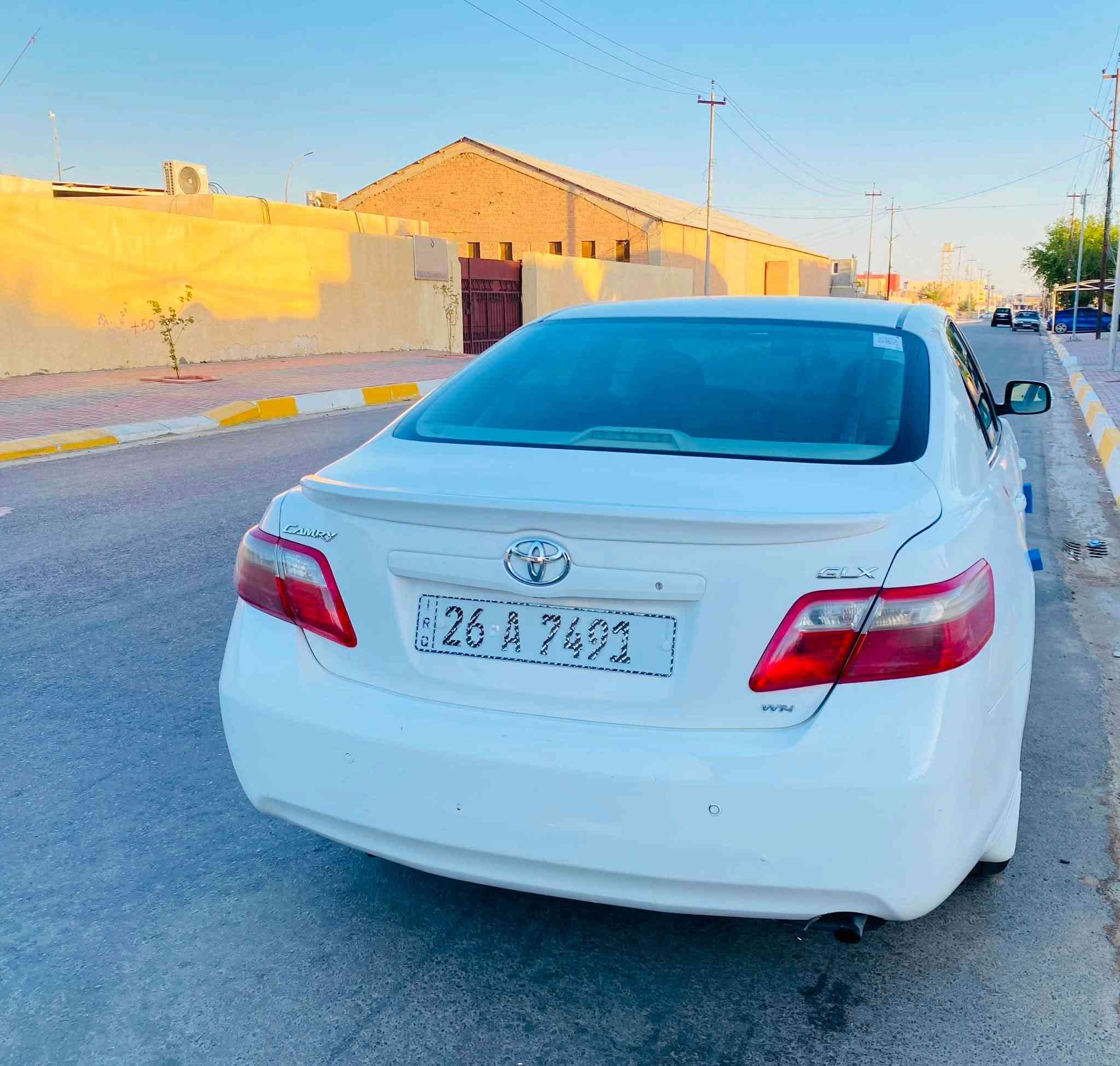 كامري خليجي GLX 2008
بيها باب خلف السائق معدل بارد
وجاملغ امامي شبر معدل حار 
السيارة نضيفه ومال بيت
السعر 105 وبيها مجال 
العنوان صلاح الدين تكريت
الرقم ***********
