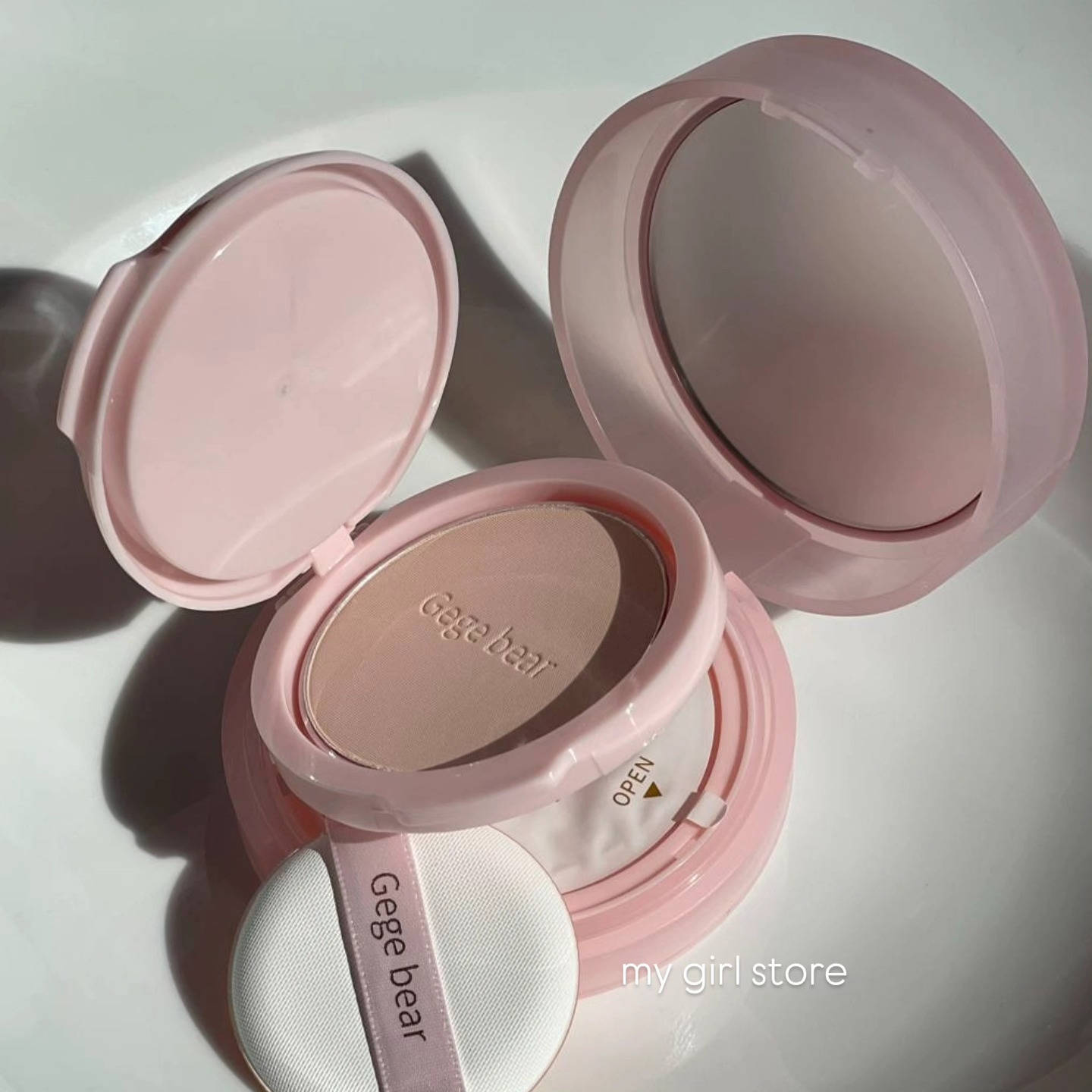 بودرة وجه بطبقتين من جيجي بيير:
هذا الباودر يحتوي على اسفنجة خاصة، مرآة، بودرة تثبيت مضغوطة،
الطبقة الأولى: بودرة تثبيت مضغوطة تساعد على زيادة ثبات المكياج
الطبقة الثانية: البودرة بتركيبة خفيفة ومخملية على البشرة
مناسب للاستخدام اليومي والمكياج الخفيف والدوام
متوفر بدرجتين
السعر 4000 دينار
يتوفر،توصيل كمية،محدودة 
#viral #العراق #السعودية #ميك_اب #مشاهير


**إذا كنت صاحب هذا الإعلان وتريد حذفه لأي سبب، رجاءا أرسل رسالة إلى الدعم الفني**