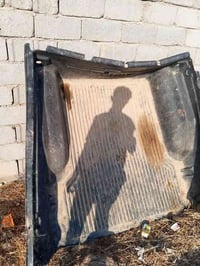 غلاف نيسان للبيع كامل هوه وبابه  لي يريده يخابرني 07864729924