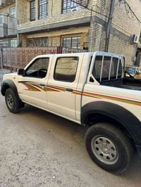 بيكم ألفين و8  مكينة ونج  محور  مكفوله من كص والسرقه  سيارة أدوات   ال...