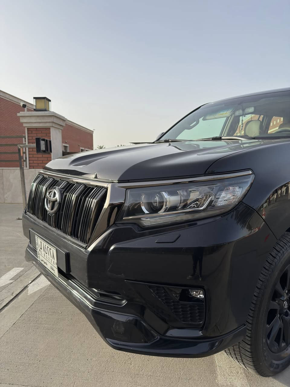 السلام عليكم
برادو موديل ٢٠٢٢ مد نايت VX
فول مواصفات اعلى شي بالبرادو
كشنات جلد تبريد تدفئه
كشن كهرباء
حساسات امامي خلفي
تك تانكي
تبريد قطعتين
تحكم تبريد خلفي
فتحه
ماشيه ٥٤،٠٠٠ كيلو
بعد بيهه هواي مواصفات معروفه مواصفات ال VX
سياره مكفوله عدا الرصعه بالبنيد موضح بالصور
مكان / بغداد
***********
