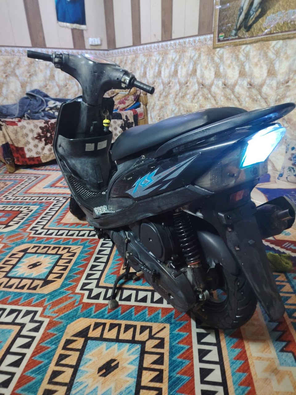 ماكس عدله بلاديه ختم واحد سلف هندر كهربائية كله شغال السعر700بيه مجال رقم الهاتف ***********
