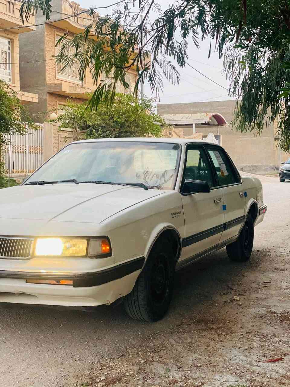 اولدز موديل 90
سياره كير و مكينه حاوية و صدر و دبلات جديد 
تبريدها ثلج 

السيارة بسمي تحويل ثاني الرقم جديد 

مكان السيارة بغداد العامرية 

سعرها ب52 و بيها مجال 

للاتصال أو الاستفسار  ***********
