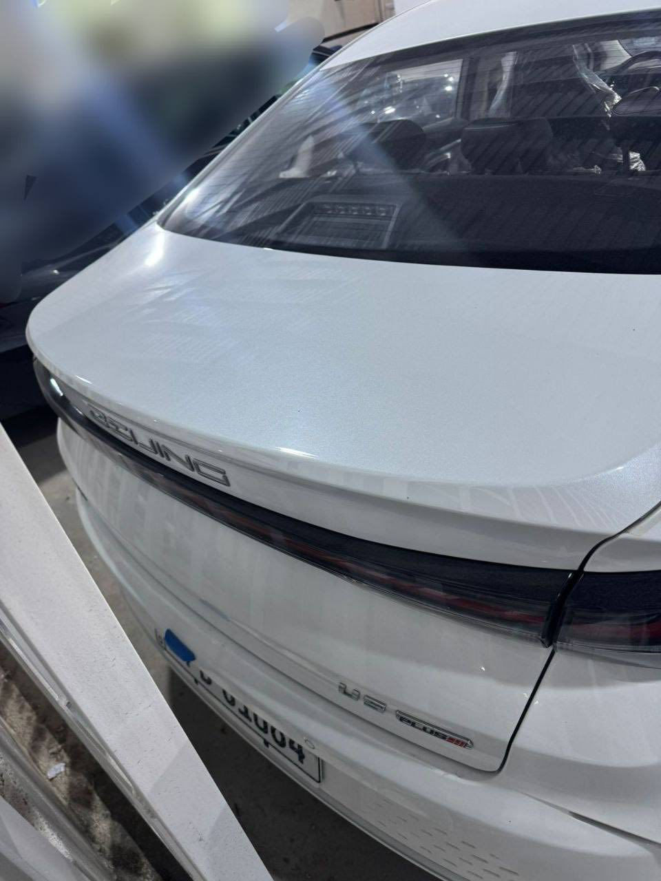 مديل 2026U5سلام وعليكم بايك
موصفاته 
بصمه +بصمه أبواب
دخول ذكي 

مكينه 1600 دوش 
قياده ذاتيه 
تحديد مسار 
شاشه كار بلي 
كأمره خلفيه 
رادار امامي جانبي خلفي 
مكانه / البصره 
هـ/***********
