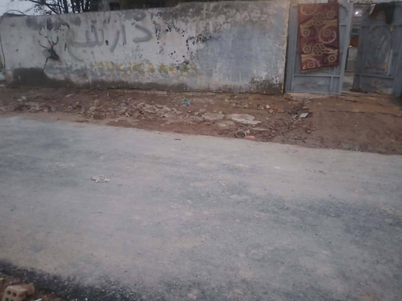 السلام عليكم  بيت 250 بلنهروان مقبيل نازحين خط  ثاني تبليط  وكهرباء ماءوسحب  بيت عكاده  مكلف بنشر،ـ
***********
