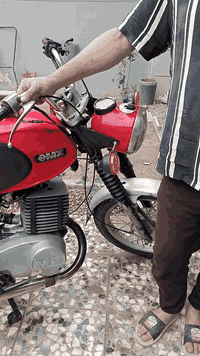 وبركاته عندي دراجه ام زت للبيع الي يحب يعرف التفاصيل  يتفضل على هاذ ال...