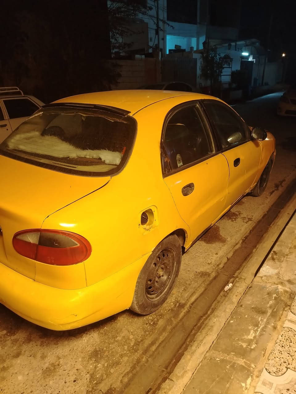 دايو لانوس رقم صلاح الدين سعر ١٠ ورقات *********** واتساب فقط ابو سنويه كركوك حي عسكري ١٩٩٧ نقابه عل مشتري
