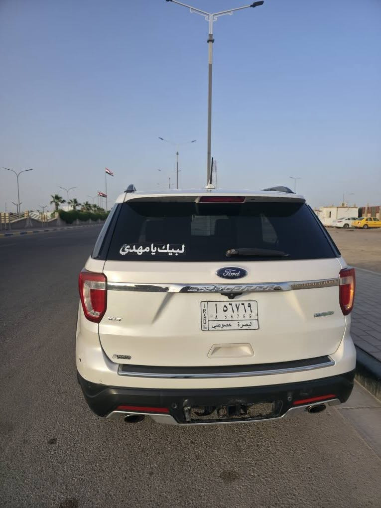 فورد اكسبلور  2018
رقم بصرة 
 
 موصفات xlt
محرك 4 سلندر حجم 2300
ممشى السيارة 115 الف ميل
بصمة ابواب 
 بصمة تشغيل عن بعد 
حساس امامي 
حساس خلفي 
كاميرة خلفية 
كشنات جلد  
ستيرن هيتر
تحكم ستيرن
صندوق شفط 
شاشة حجم كبير
نظام كار بلي و أندرويد أوتو 
اشاير بالمرايا الجانبية
كشنات الامامية كهربائية
كشنات امامية تدفئة 
كود خارجي للقفل على باب السائق
صبغ بنيد و صندوق 
السعر150
المكان البصرة 
للتواصل *********** شط العرب, البصرة
