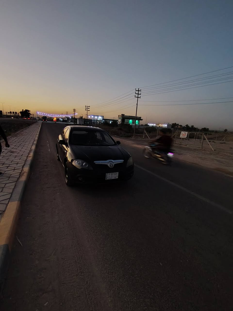 السلام عليكم سياره بلرنس موديل 14 سياره خير من الله تخم تاير تبريد ثلج كير عادي مكينه خير من الله سياره حلوه تحويل ثاني يوم *********** اتصال علا رقم
