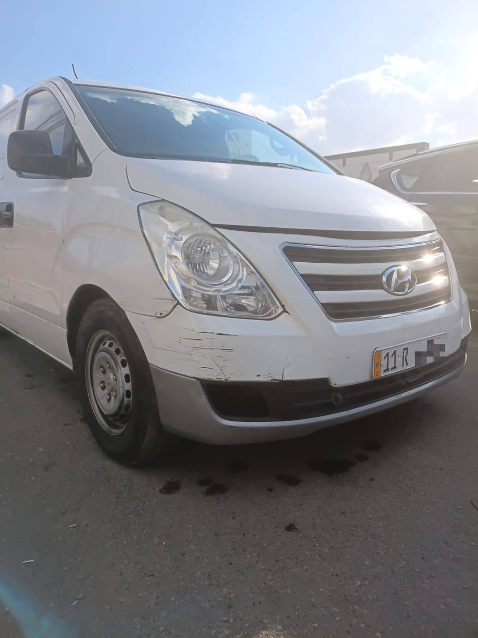 سلام عليكم ستاركس سبلاين فان مسكر كير اوتوماتيك رقم انكليزي ٢٠١٥ بسمي السيارة تحويل ثاني يوم
السعر ١٠٥ وبيهة مجال *********** 
العنوان بغداد الوزيرية
