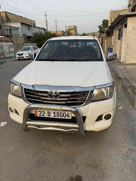 السلام عليكم للبيع تيوتا هايلوكس موديل 2013 كير عادي مكينه كير خير من الله لا تنقيص ولا تبغير مفتوحه بس بشرط رقم اربيل سنويه جديده هزه جديده تروح كبل تحول بيها صبغ اثر الشريط اني ابيع حزام وسونار بل منشور وبيها طخه بل مدكر المامي تجي تشوف السياره وقتنع وبيها كم رصعه بل قماره سعر السياره مناسب 159 ورقه مكاني بغداد حي البنوك الأستفسار *********** سياره جاهزه صدر جديد تخم تاير تبريد ثلج تتفه شغاله كلشي بيها شغال ماشيه 290 اخوان ارفعو المنشور بكلمه طيبه وتحياتي للجميع
