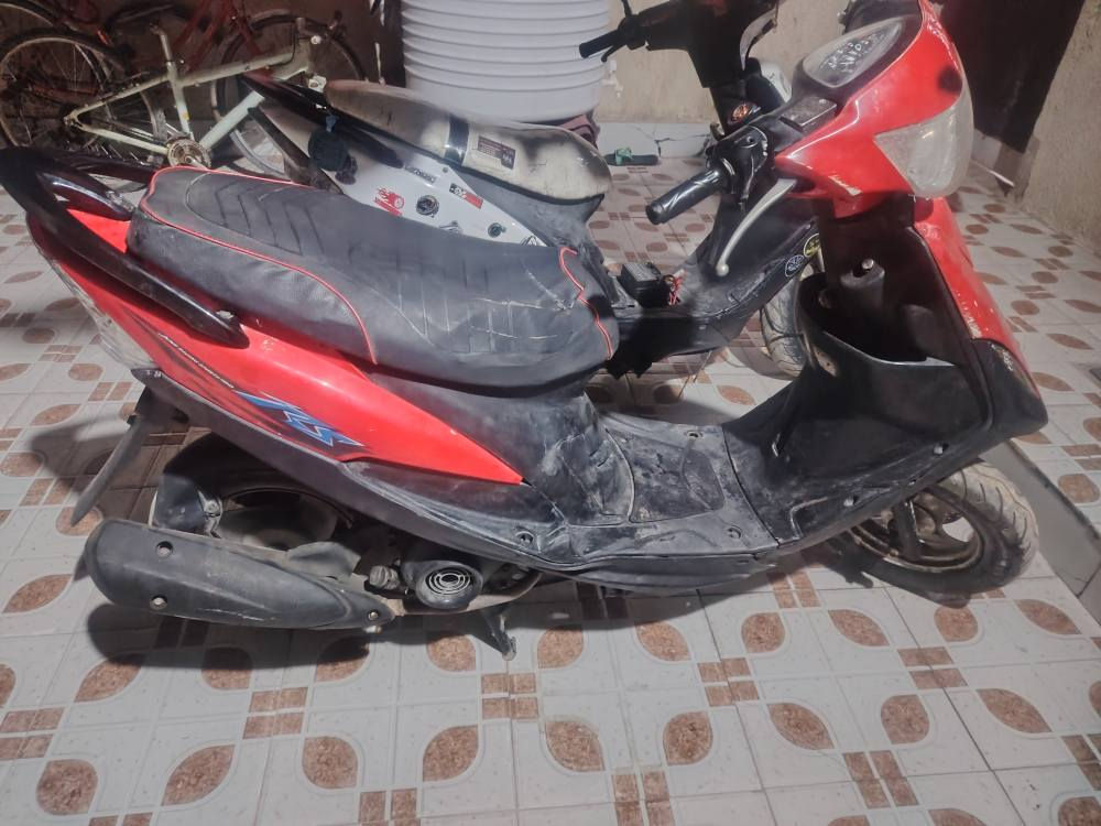 ماكس عدله مفتوحه عل لبلاد كله اصلي كلشي شغال بيه شعله ومعدل تشك الكاع الدراجه بوشه٤٩ بلاديه بس بستم مبدل ولفات هم الدراجه تبجي على غسله فقط كلشي بيه يشتغل  الشراي يتصل *********** عنوان ابو الخصيب حمدان بصف جامع القدس البصرة, العراق
