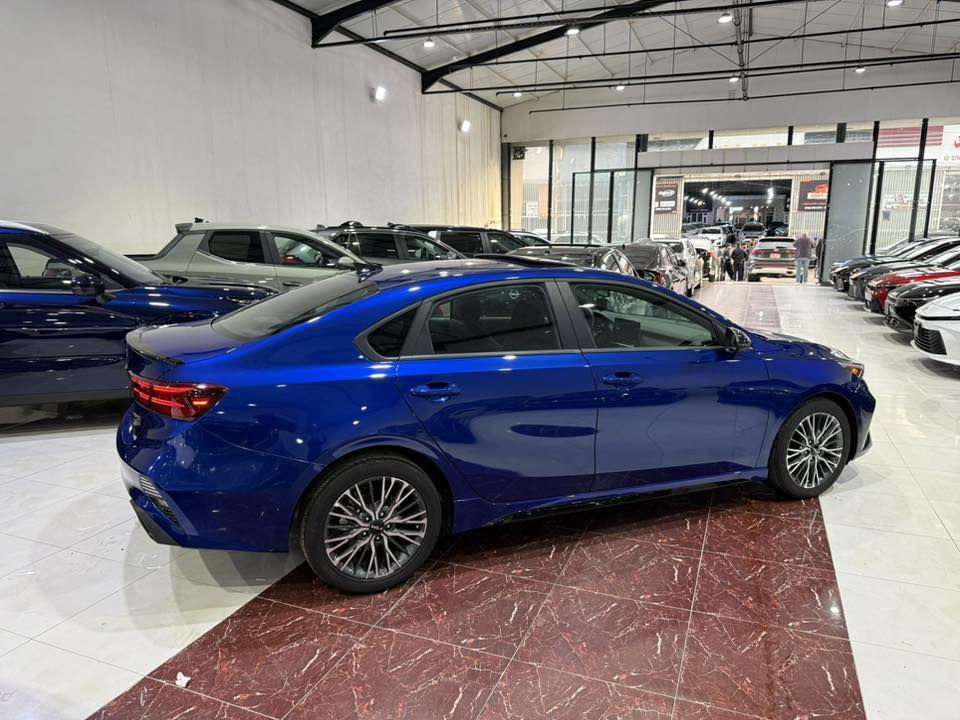 كيافورتي موديل 2024
مواسفات فول فول  ماشي ٣ الف
بدون رقم تترقم شمالي فقد سياره
السبخ جاملغ خلفي ربع باب  بدون ايرباكات
بجم كپس خلف كپس  جديد سياره 
سلايت _ بسمة _ ويل كروم _ كوشنات جلد
وايليس شحن _ رادار _ حساس بعد هواية ماسفات بيهة
السعر رقم موبايل موجود 

***********📞 كورك واتسئاب
