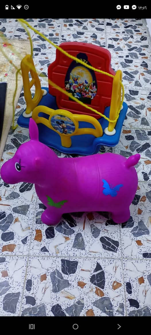 سلام عليكم 
عدي غراض للبيع كرسي كيمنك سعرة 

60وبي  مجال 

وجرباية خشب مال اطفال سعرهة 25 وبيهة مجال 

جرباية حديد 30وبيهة مجال 

وعربانة طفل سعرة 30وبيهة مجال 

مرجوعة طفل سعرة 15وبي مجال 

حصان طفل سعرة 5

رقم الهاتف ***********
