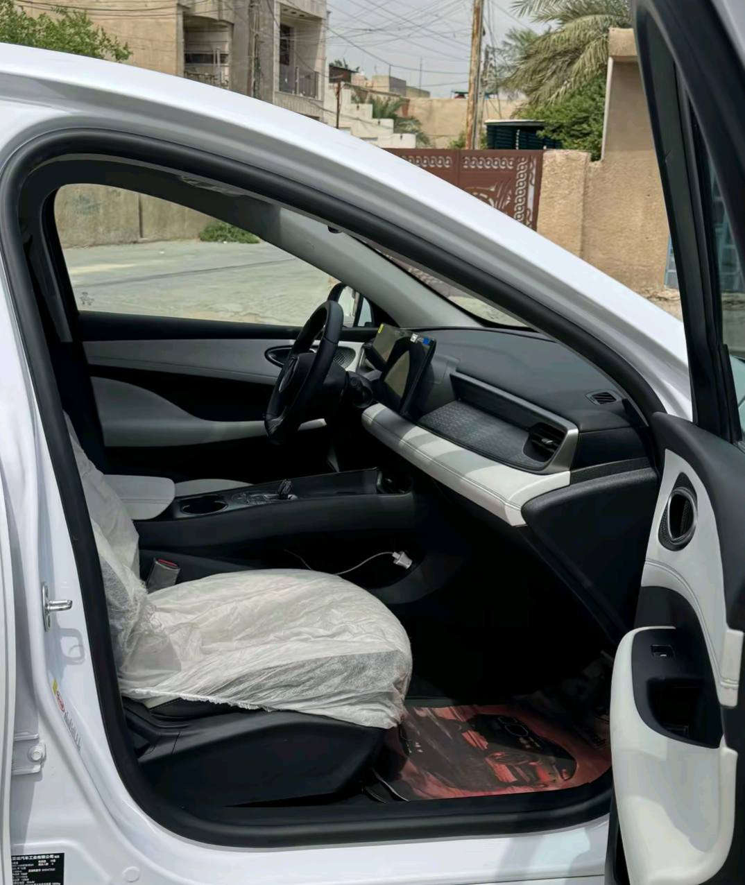 BYD سيل 5 موديل 2025 لون ابيض داخل ابيض 
بحالة الوكالة كفالة عامة وجميع ملحقاتها كاملة
رقم كربلاء دولي بأسمي تحويل مباشر 
السعر 20 مليون و150 الف عراقي وبيها مجال بسيط
مكانها كربلاء ***********
***********
