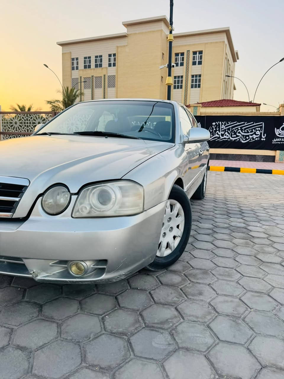 🤎اللهم صلي على محمد وأل محمد🤎
اوبتما للبيع موديل 2005 رصاصي 
وارد امريكي بيه بس جاملغ اليمن امبدل واشويه من البنيد 
رقم انكليزي بسمي 
سياره بيه بس رنكات 
وراتيتر التبريد مثقوبه بس 
الباقي مكفولل السياره مال جنامي 
حلو وجديده نضيفه بمعنا الكلمه 
رقم بابل 
السياره موجوه بلنجف واحله من الصور شوفت عينك 
صدر امامي خلفي جديد 
تيارات تخم جديد باتري جديد 
التواصل 
*********** وتساب
