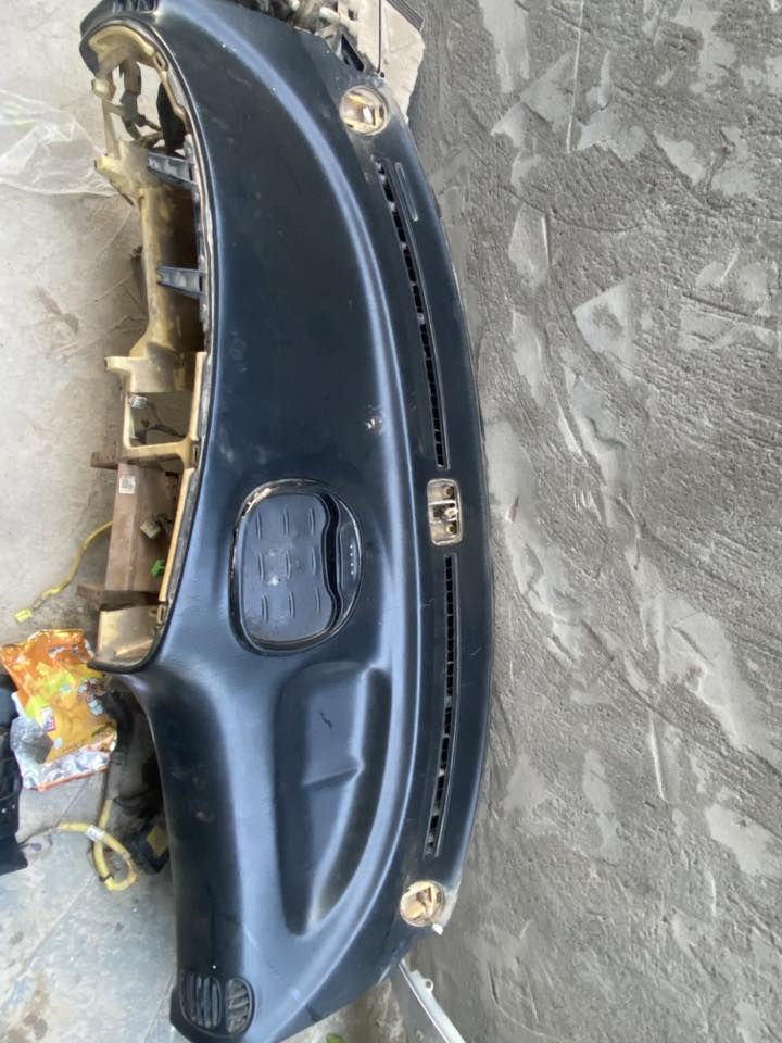 السلام عليكم لبيع غراض ستاركس 2007 كلمن وسعره مكلف بل نشر  اتصال *********** 
***********// +موجود ضفاير مال مكينه ///مكاني بغداد المشاهد
