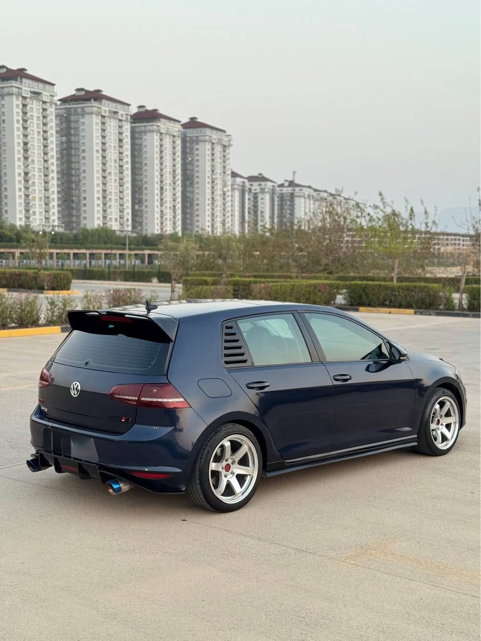 سلام علیکم
بەناوی خوای گەورە و میهرەبان

ڤۆکسڤواگن گۆڵف ٢٠١٧ بۆ فرۆشتن

golf 2017 tsi 1.8 turbo

فوول فوول مواسەفات
پانۆراما
ڕادار پێش و دواوە
کوشن جلد
کوشن هیتەر
بەسمە
ساڵۆنسا سپۆرت
ویل سپۆرت
٤ تایە تازە
دیفیوسەر
شواربی لەگەڵە نەبەستراوە
ئاوێنە باتمان
باڵی سەر سنوق
قەباغ جام دواوە

گێڕ و مەکینە بەشەرت 
تحویل و غرامە بەشەرت

سەنەوی تا ئاخیری ٢٠٣٠ تازەیە
سەیارە جایزە و بەس سایەقێکی ئەوێت 
کامل سێرڤس کراوە و بێ کێشەیە

نرخی 125 گەڵا معامەلە

0770 196 3038
سلێمانی السليمانية, العراق
