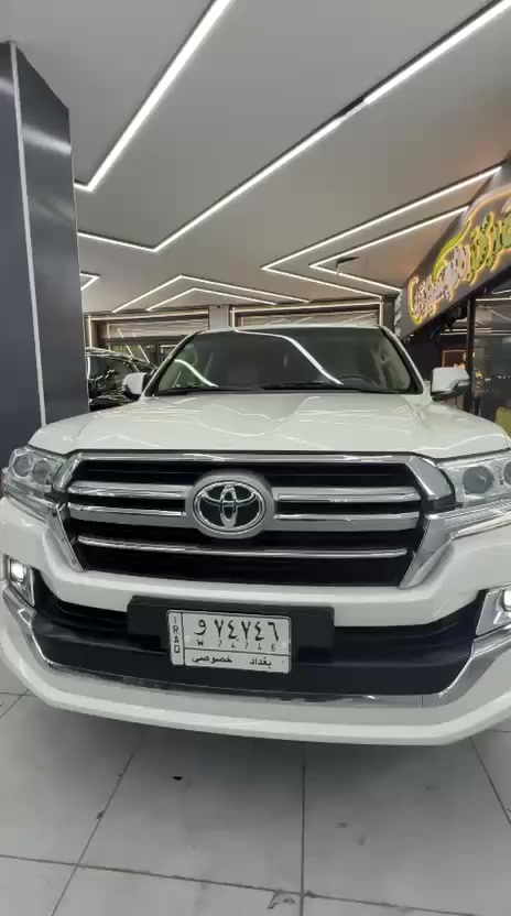 سلام عليكم لاند كروز 16 كفاله عامه من دعاميه الدعاميه سياره ابويم اصلي كفاله عامه من كلشي مكفول حته براغي مستعجل على البيعه ولد محتاج فلوسه متوازي انتصل ***********
