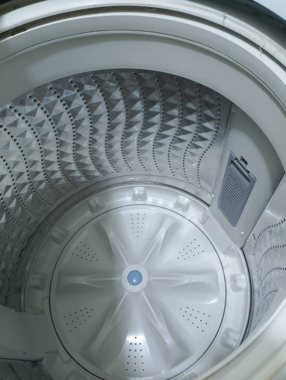 غسالة للبيع سامسونك التايلندي الاصلي ١٥ كيلو نظافتها ٩٠ ٪ استعمال ٣ أشهر فقط


**إذا كنت صاحب هذا الإعلان وتريد حذفه لأي سبب، رجاءا أرسل رسالة إلى الدعم الفني**