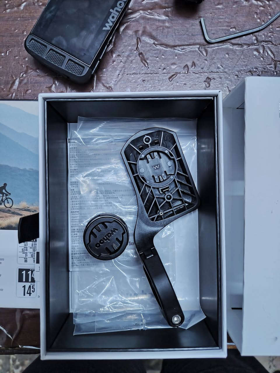 السلام عليكم عداد ماركه Wahoo element roam
مستبدل بطاريه الي يفيده يجي واتس اب 
***********
