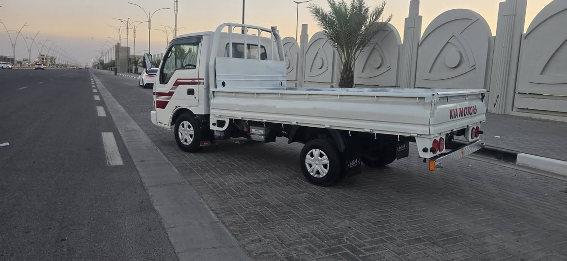 كيا بنكو فنتيره  مكينه 3000 سنويه مشروع وطني مكينه وكير واكسن وشاصي خير من الله/كهربائيات شغاله/تخم تاير جديد/صدر امامي وخلفي جديد/تحويل مباشر/دواخل حلوه/بدي طويل 8 حلقات مشط باور كله جديد سياره مال جناي السعر 60 مكان بصره *********** البصرة, العراق

