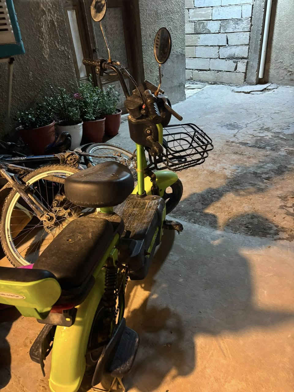 دراجه شحن حجم 14 للبيع شغاله بس البطاريات مالتهآ عطلانات السعر125


**إذا كنت صاحب هذا الإعلان وتريد حذفه لأي سبب، رجاءا أرسل رسالة إلى الدعم الفني**