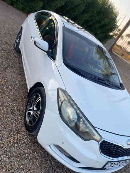 سلام عليكم البيع كيا سيراتو 2013 شكل 15 
مواصفات VIP
فول فول 
بصمة أبواب 
بصمة تشغيل 
كشنات كهربائية 
خزن ميموري 
داخل لونين 
كشنات جلد 
-شاشة اعطال 
- فول حساسات 
- ⁠فول تحكم ستيرن 
- ⁠فتحة سقف 
- ⁠محرك 1600 دوش 
- ⁠كير 6نمر 
- ⁠تحكم بالانارة الامامية تنزيل وتصعيد 
- ⁠يعني بعد بيها مواصفات هواي 
- ⁠السيارة رقم سليمانية الدولي 
- ⁠هزه وسنوية ورقم كله جديد 
- ⁠السعر 120 وبي مجال 
- ⁠مكاني بغداد (*********** بغداد
