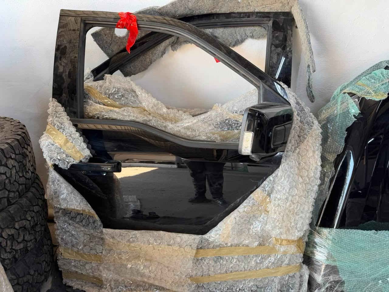 تم وصول 
غراض فورد F150 لاريات 2025
جميع غراضها متوفر 
عنوان اربيل صناعة شمالية
📞 ***********
