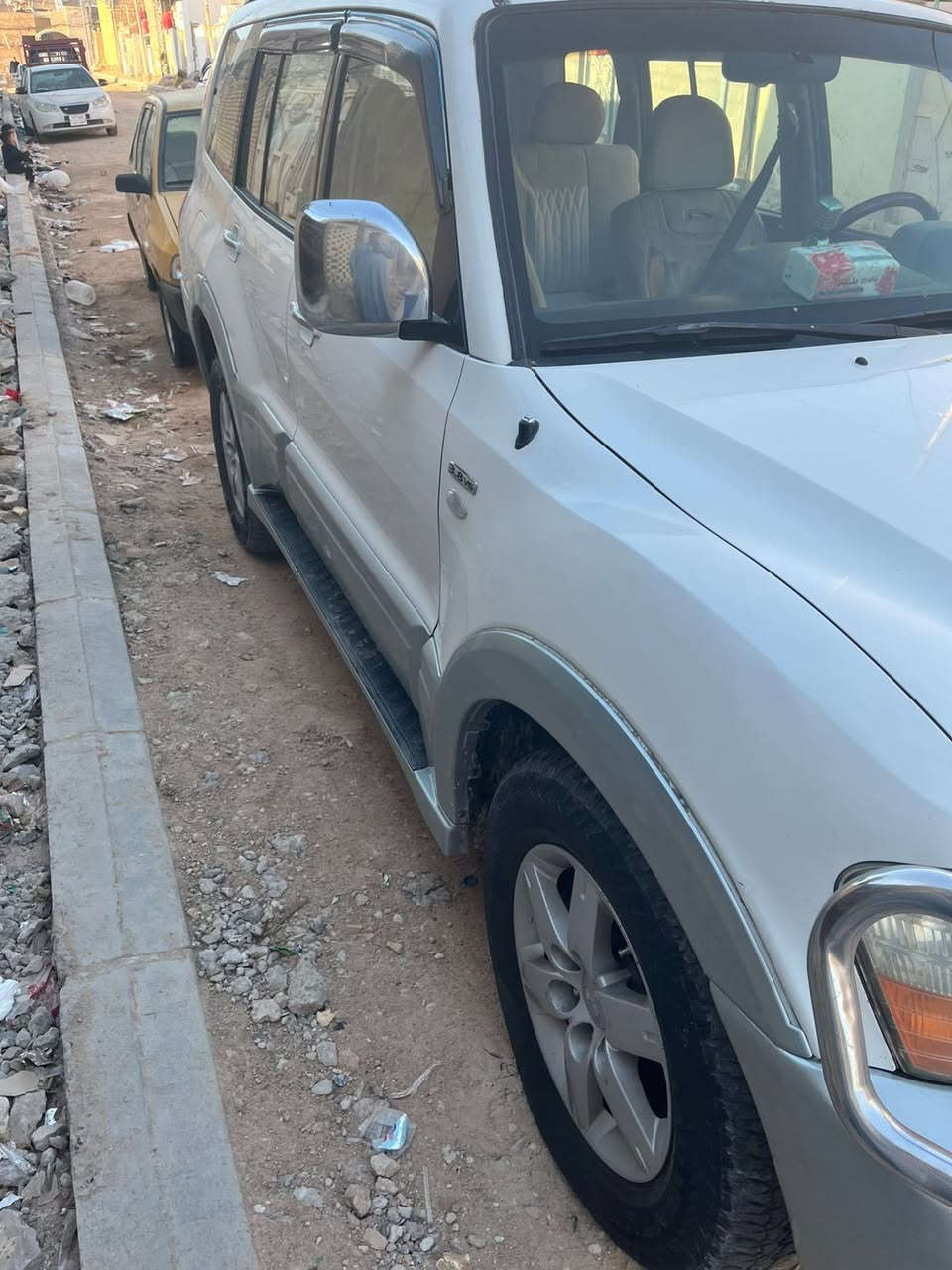 للبيع 2007بيهه رشات صبغ *********** مكان السياره نجف
