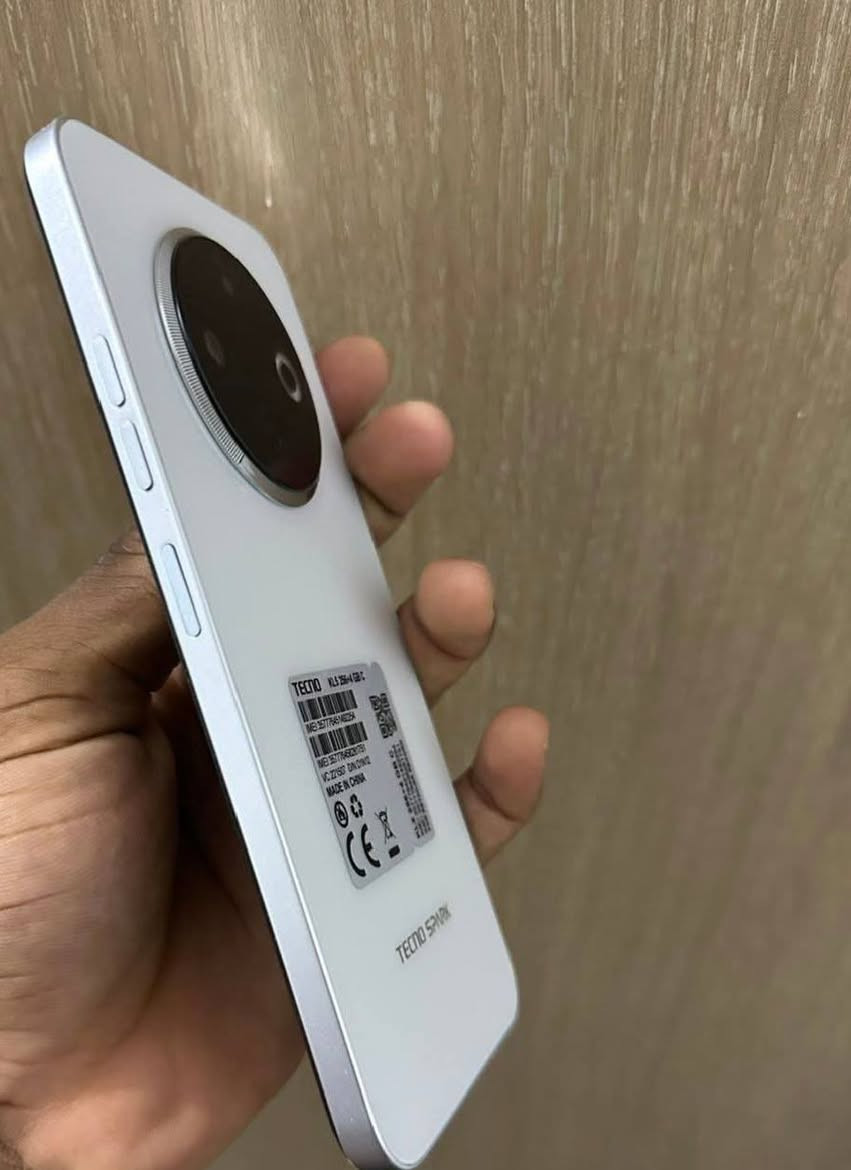 للبيع موبايل تيكنو 30 برو نضيف جدا ذكره 256 رام عشوائي 16 سعره 150 الف


**إذا كنت صاحب هذا الإعلان وتريد حذفه لأي سبب، رجاءا أرسل رسالة إلى الدعم الفني**