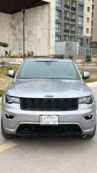 🚗 للبيع: جيب لاريدو فول (Grand Cherokee Laredo) موديل 2016 • 🔹 الحالة:...