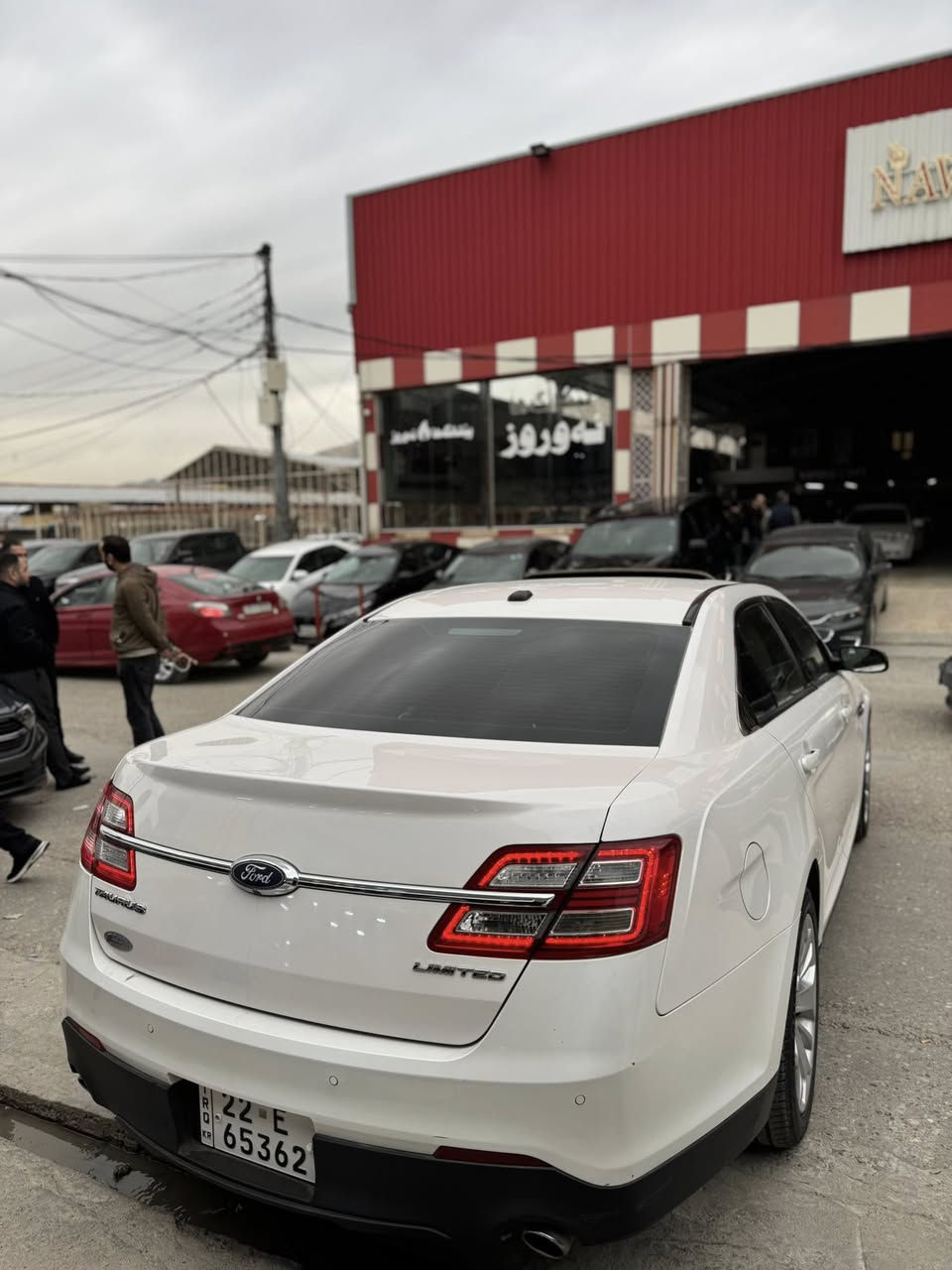 فورد تورس ليمتد فول للاخير 1/1
الموديل :2019
ناقل السرعة ؛أوتوماتيك سبورت
عدد السلندر  ؛ 6 سلندر
حجم المحرك: 3.5 L
نظام الدفع ؛ امامي
داخل  بيجي  
داخل:7الوان
بصمة ابواب وبصمة تشغيل+تشغيل عن بعد
نوع الفرش ؛ جلد - كهربائي - تدفئة - تبريد -سترين تدفئة
وسادات هوائية ؛ 10 + 3 شاشة  +شاشة سوني + رادار امامي وخلفي + حساسات+ نقطة عمياء 
قياس الإطارات ؛ 20
 - إضاءة LED  
صبغ سيارة . بوند +جاملغ   
بدون دواخل بشرط 
العداد 95 مايل
المكان دهوك 
للسعر 155$ورقة
للاستفسار
0750 4355354
