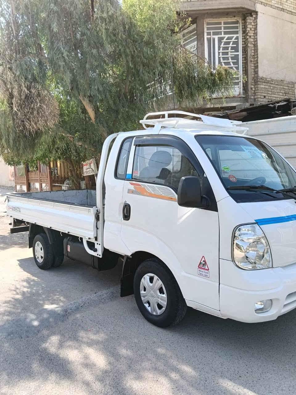 كيا2700 رقم بابل مشروع وطني2009 مكينة جديدة تخم تاير جديد دوشمة كشنات جديدة سيارة جاهزة للعمل بدون نقص مكفولة من ضربه صبغ دوسات فقط مكاني بغداد العبيدي السعر 87(***********)
