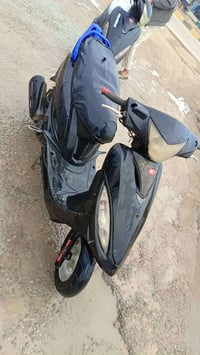 دراجه كامكو G4 للبيع او مراوس ب ماكس  دراجه نضيفه وحلوة شلعه ومعدل خير...