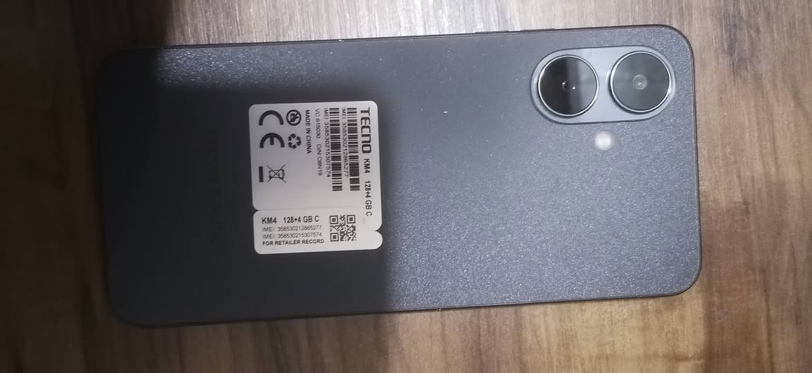 السلام عليكم جهازك تكنو سبارك البيع سعر 150وبي مجال حك الجيه


**إذا كنت صاحب هذا الإعلان وتريد حذفه لأي سبب، رجاءا أرسل رسالة إلى الدعم الفني**