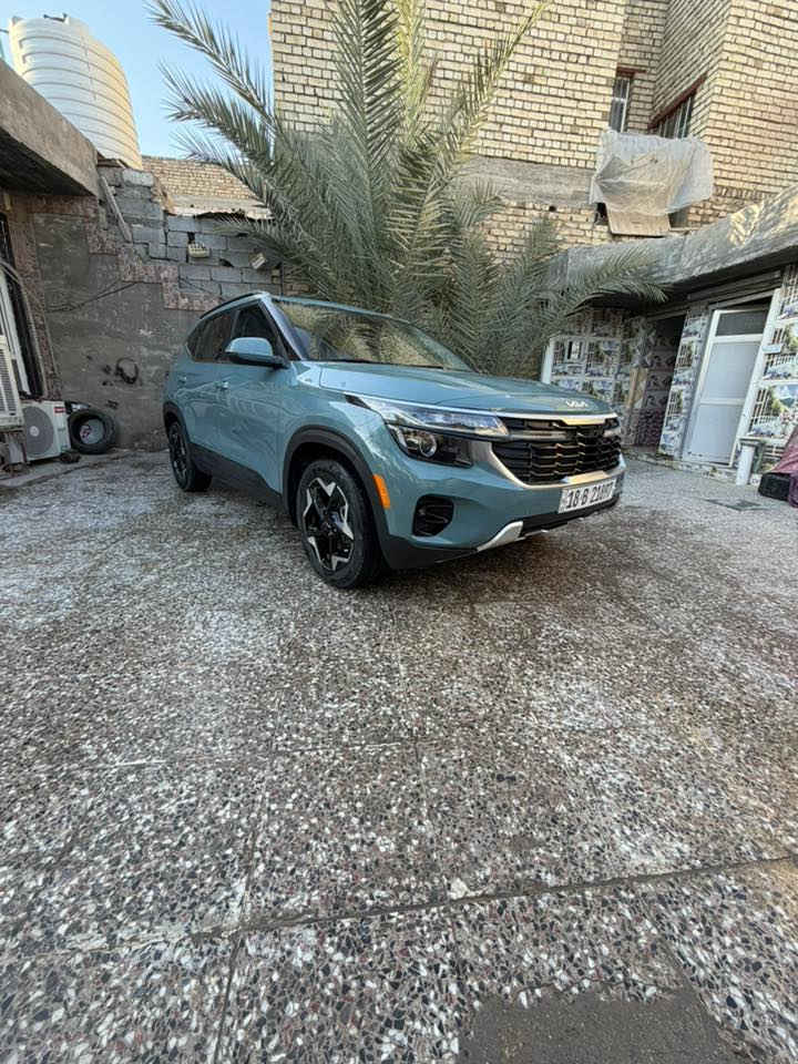 للبيع كفاله عامه فقط حالوب بسيط
24 فول موصفات عده الفتحه مايحتاج اذكرهن واضحه 

بسمي محرك 2000ماشيه 15 

سعره 170 او مراوس 

مكاني بغداد***********
