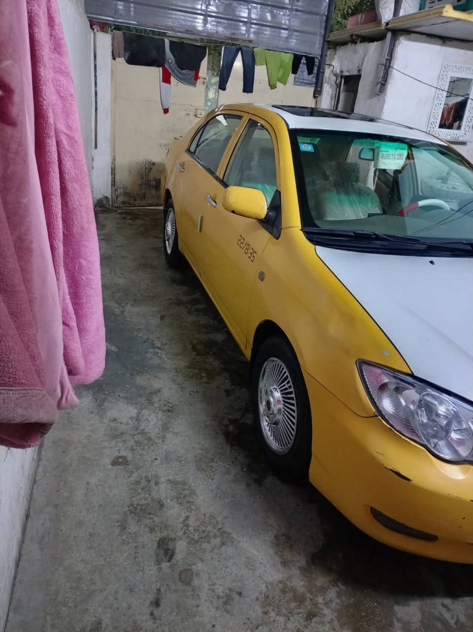 بي واي دي F3 موديل 2012 رقم بغداد مكينة گير لا تنقيص ولا تبخير مكان السيارة بغداد. السعر 55 رقم ***********
