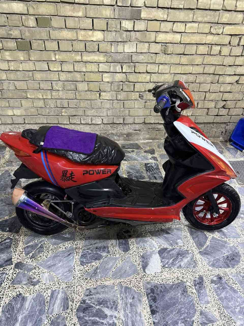 سلام عليكم دراجه ماكس ذعلب الدراجه هندر واحد مكينته حلوه الدراجه نضيفه الطياريه مالته موجوده بس مكسوره الدراجه عوزه بس باتري اشاير لايت كله شغال صالنصه رياضيه الدراجه اوراقه موجوده عدي منفيس المكان بغداد المعامل قرب حينصر السعر ٣٥٠مجال بصيط كلش متواجد خاص


**إذا كنت صاحب هذا الإعلان وتريد حذفه لأي سبب، رجاءا أرسل رسالة إلى الدعم الفني**