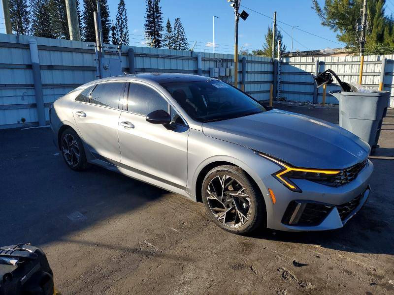 (اعـــــــــــــلان مــــــــــــــــزاد 📢 ) 

2025 KIA K5 GT LINE 

كيا كي فايف جيتي لاين : ٢٠٢٥

حالة السيارة : تعمل وتسير 

ضرر السياره : كما موضح بالصوره 

تاريخ الــــــمزاد الاثنين : 2026/2/16

وقت المزاد الساعه : السادسه مساءا 

اللـــــــــــــــــــــــــــون : سلفر 

عداد المسافه : 15.806

حجم المحـــــــــرك : 4 سلندر 2.5 

مدة الوصول : 60 الى 75 يوم

للإشتراك في المزايدة يرجى الحضور الى  مكتبنا للـتأكيد على تثبيت السياره المزاده.

العنوان : النجف الاشرف قضاء المناذره( ابوصخير) شارع حيره ابو صخير مكتب عمار لمزاد السيارات الامريكيه 

               تلفون 
              *********** واتساب
              *********** للاتصال
               عمار ابو عباس
